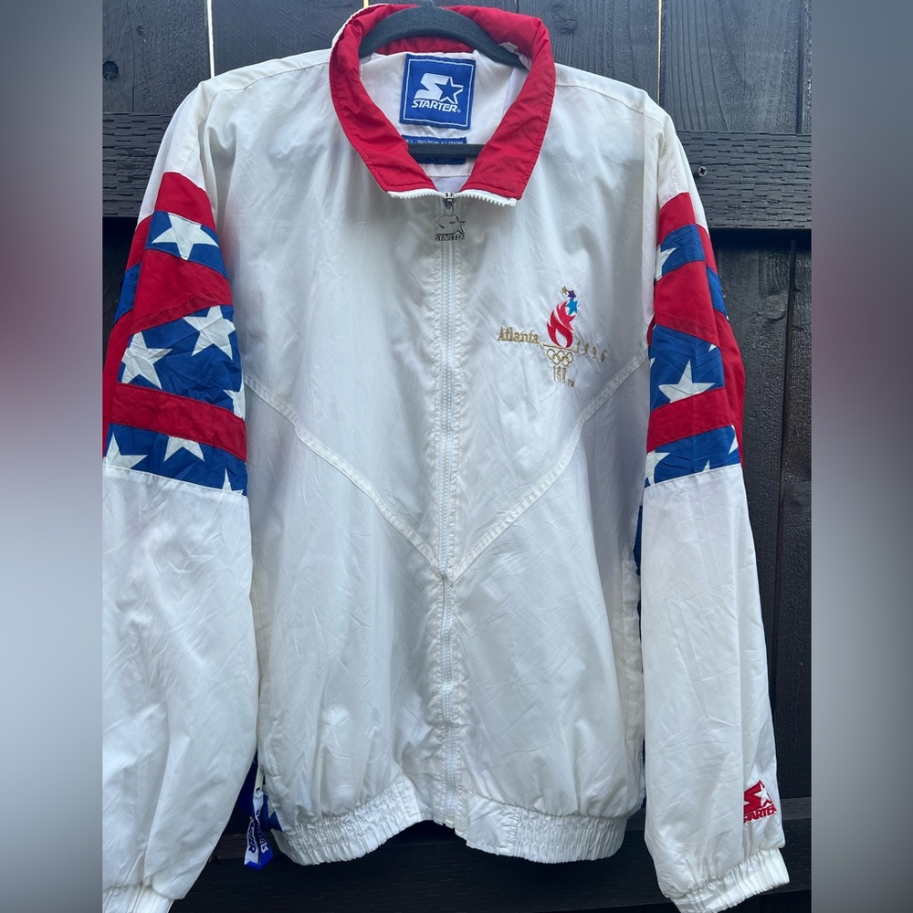 Vintage 1996 Atlanta Olympic windbreaker. Size L